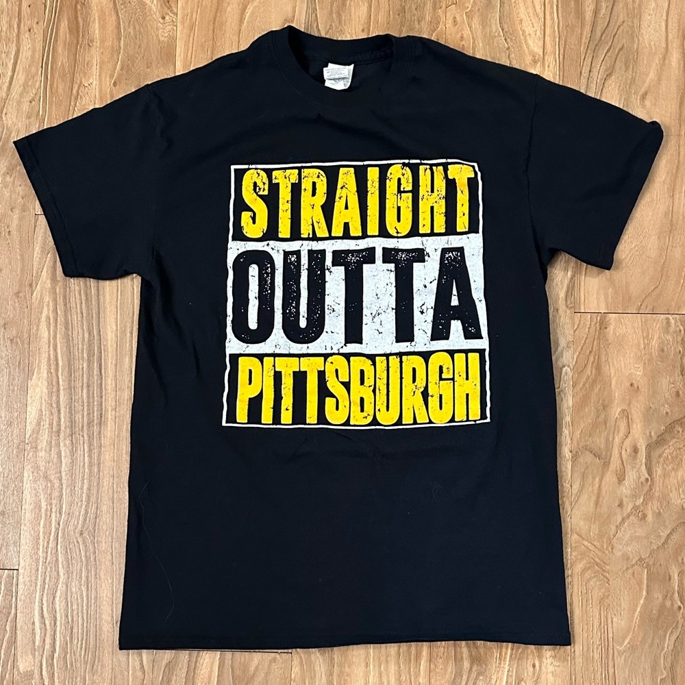 **STEELERS** SEE PICS! fan shirt SIZE MEDIUM